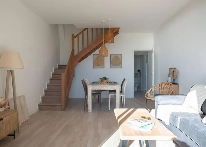 Duplex By Halldis شقة